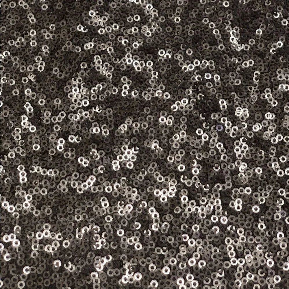 Guess, gold matte sequence blouse, preowned, size M - Picture 4 of 4